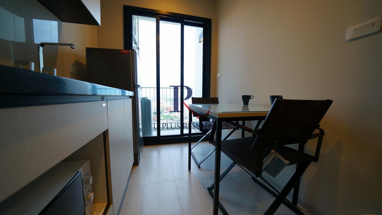The Base Pattaya Apartment Exterior photo